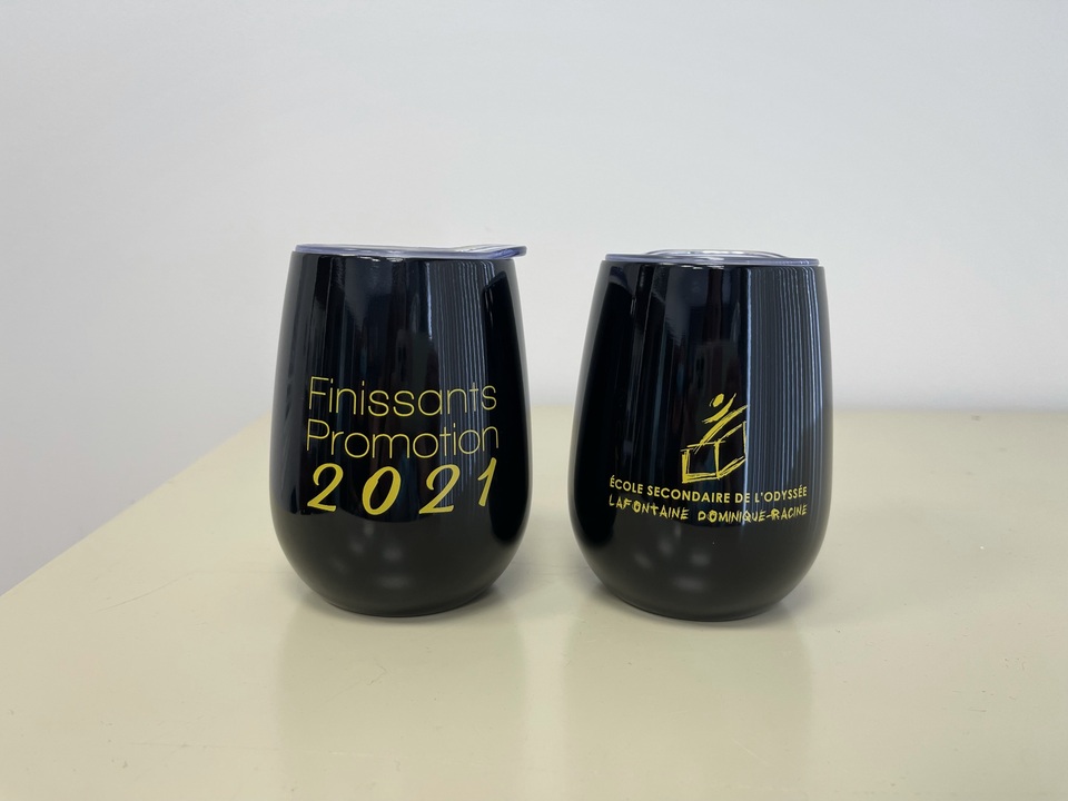 Verre avec couvercle «Odyssée Dominique-Racine» - Broderie ML